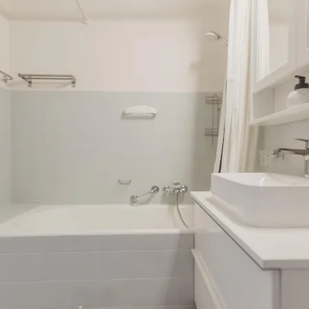 Cozy, Calme, Ski-in Et Ski-out アパート *